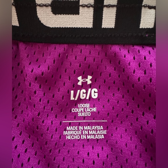 Under Armour Purple Athletic Shorts Lightweight Moisture-Wicking Women’s Lrg - Picture 3 of 4